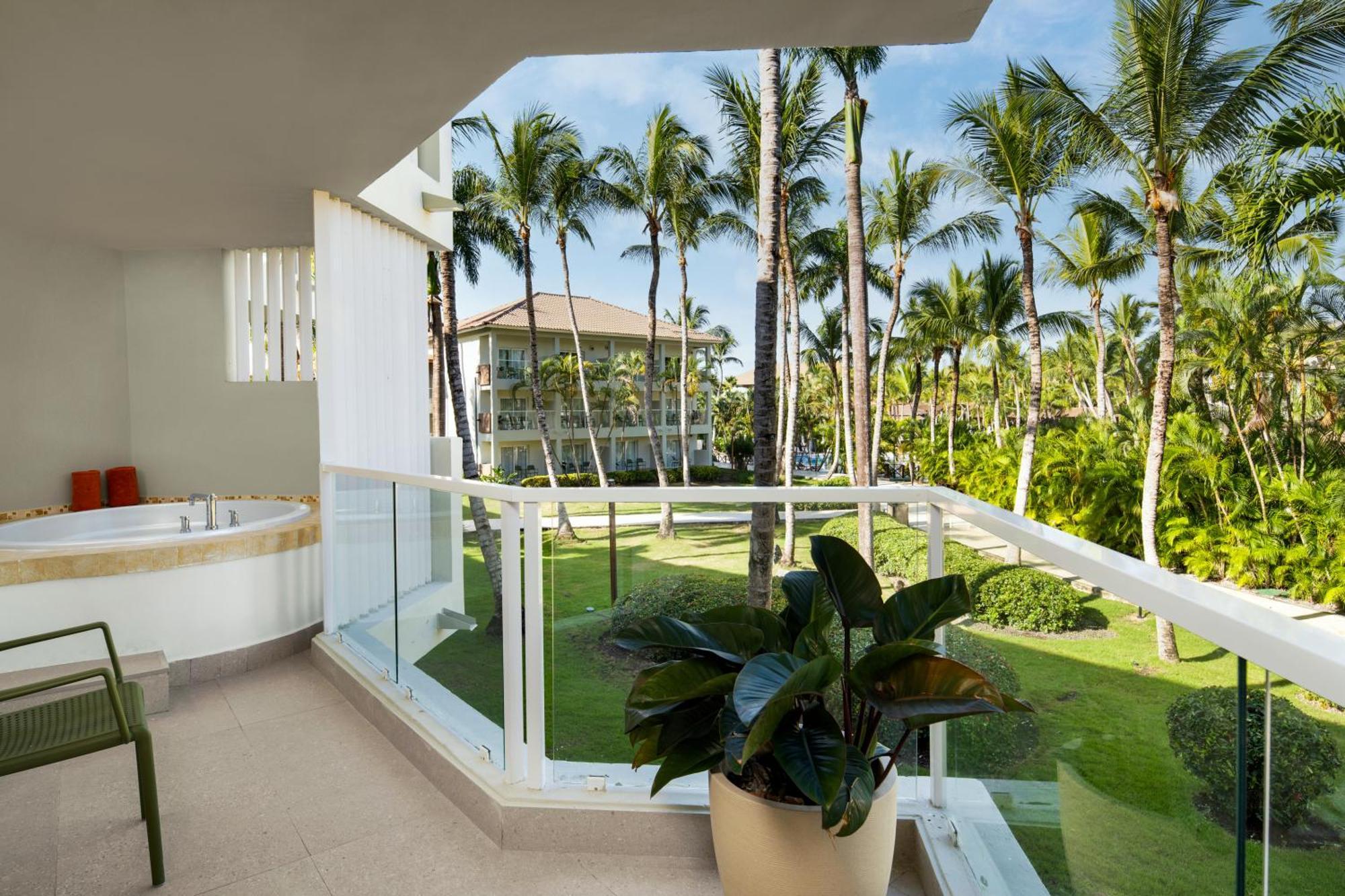 Wyndham Alltra Punta Cana All Inclusive Resort מראה חיצוני תמונה