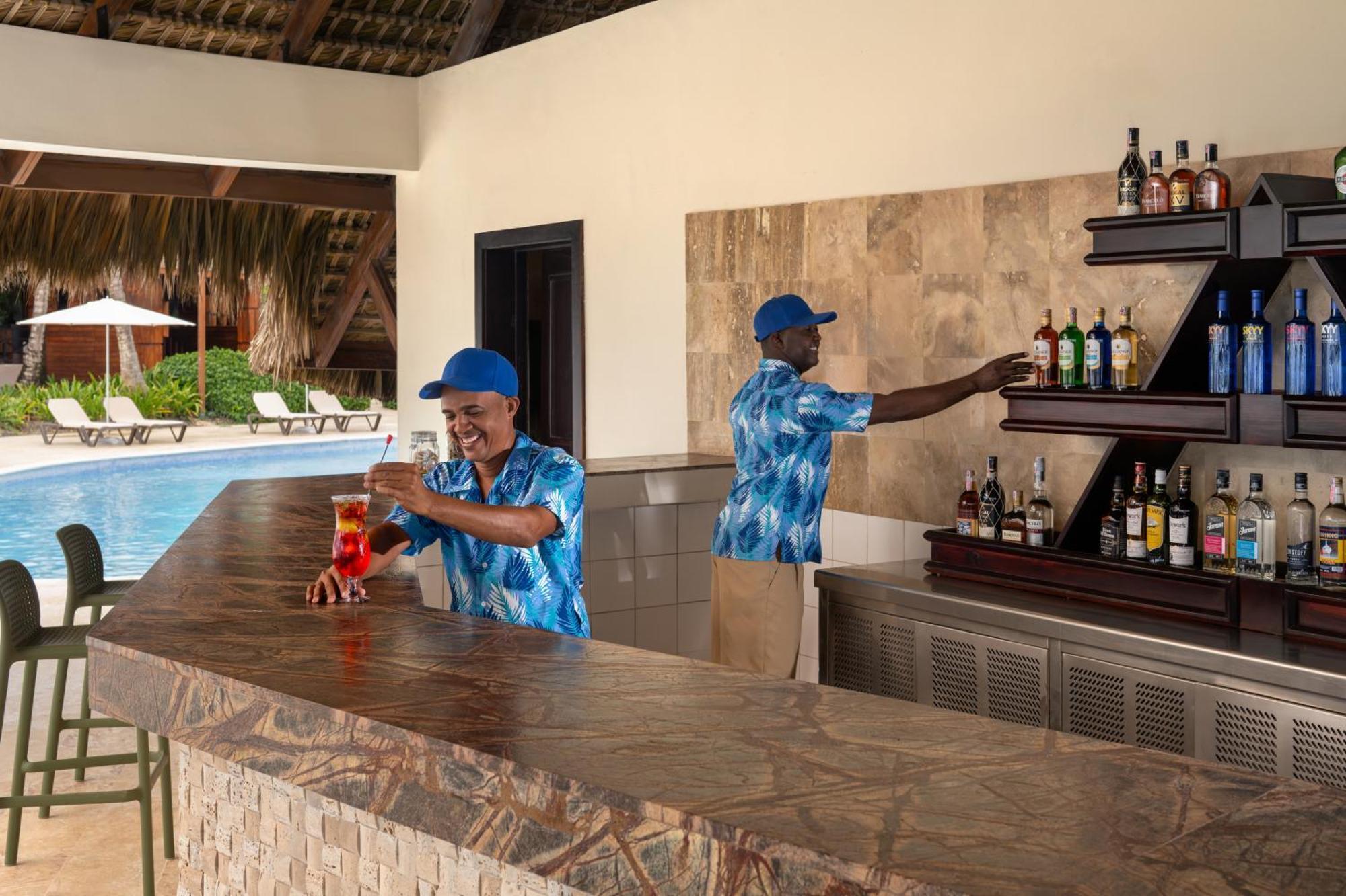 Wyndham Alltra Punta Cana All Inclusive Resort מראה חיצוני תמונה